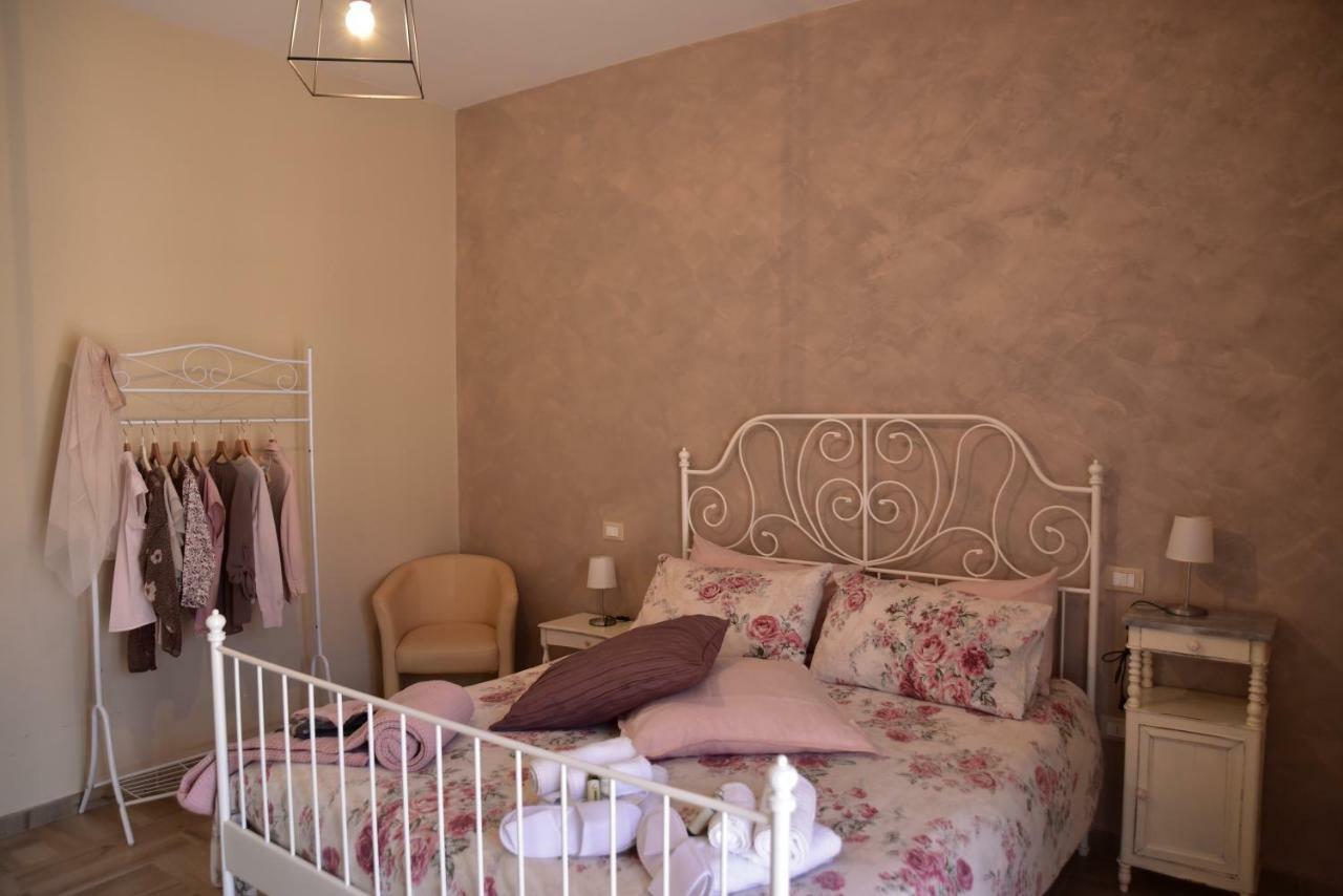 Casa Nina Bed and Breakfast Toirano Εξωτερικό φωτογραφία